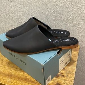 TOMS Womens Jutti Mule Black Leather 7.5
